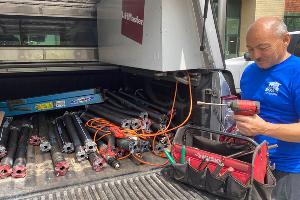 Garage Door Service in Vernon Hills IL Garage Door Repair